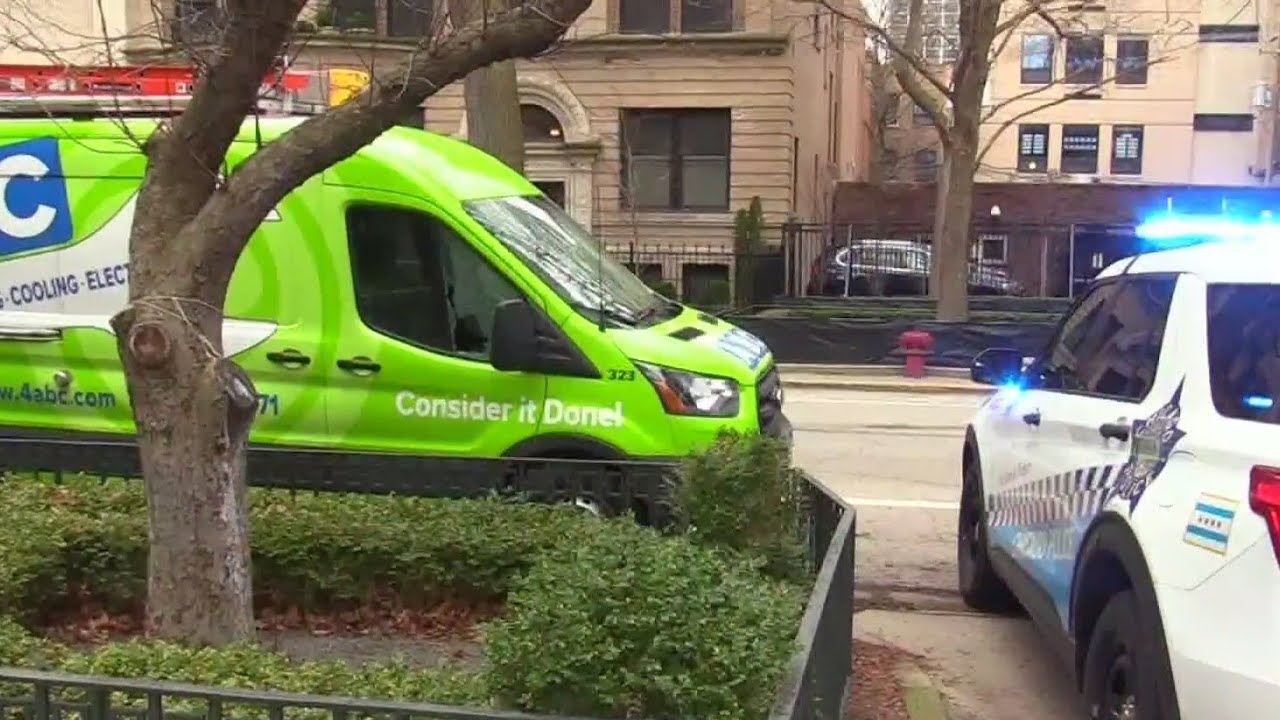 2 CPD officers hit by car while arresting burglary suspect in Streeterville