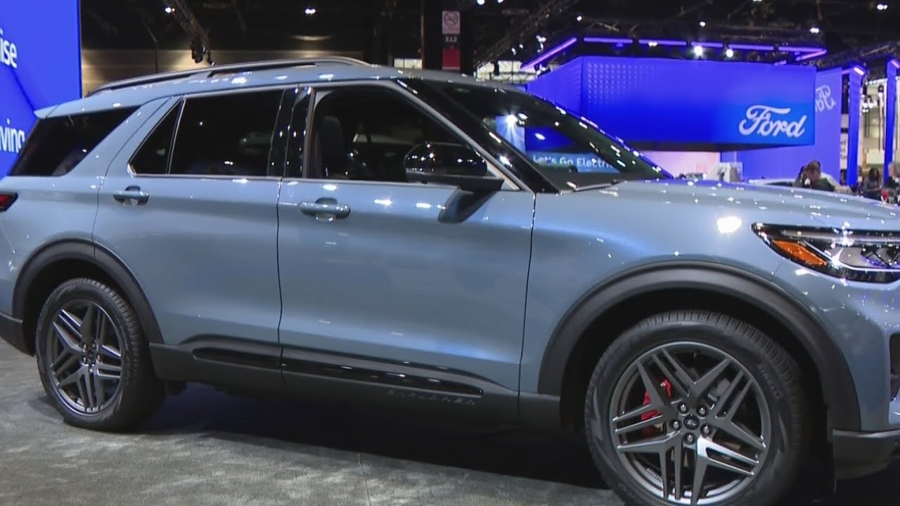 2025 Ford Explorer, Chevy Equinox on display at Chicago Auto Show