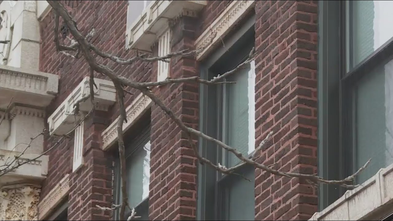 Residents concerned about planned homeless shelter in Chicago's Uptown neighborhood