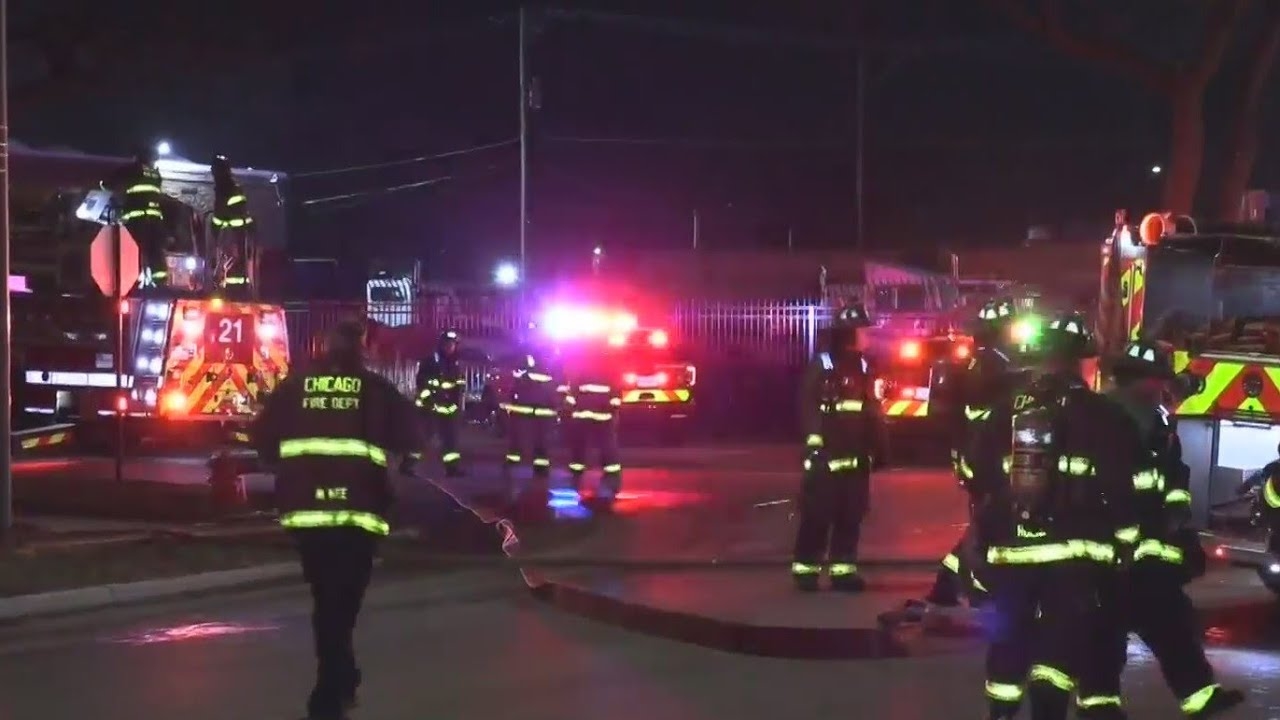 CFD crews battle warehouse fire on Near West Side