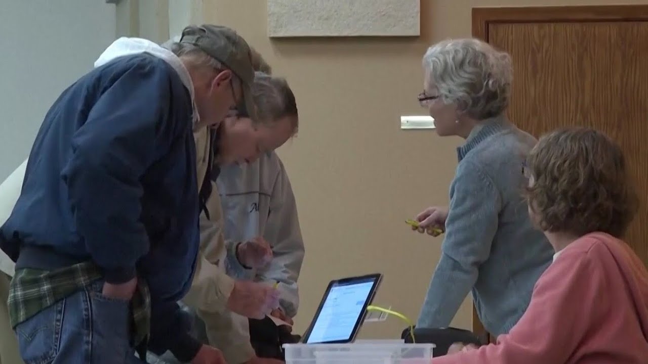 Voters head to polls for Super Tuesday