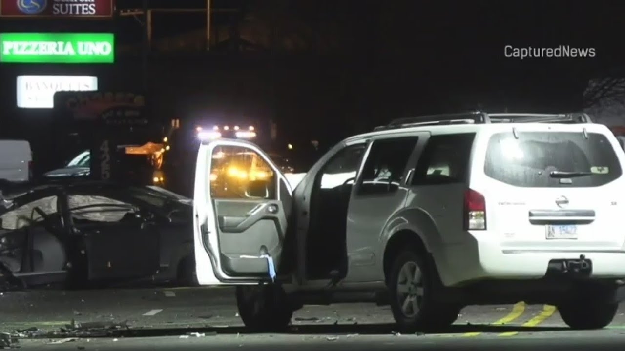 Three car crash in Schiller park leaves 1 dead, 2 injured