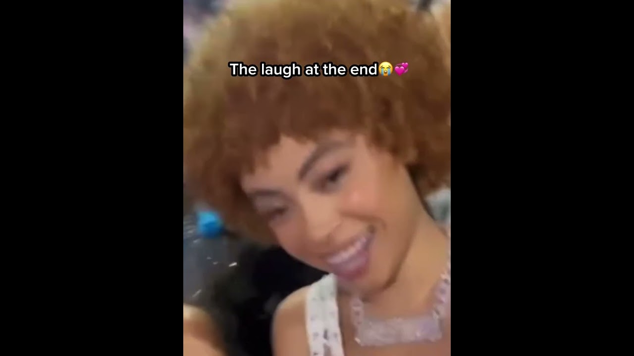 Ice spices laugh at the end #icespice #taylorswift #vmas #tswift #funny #collab