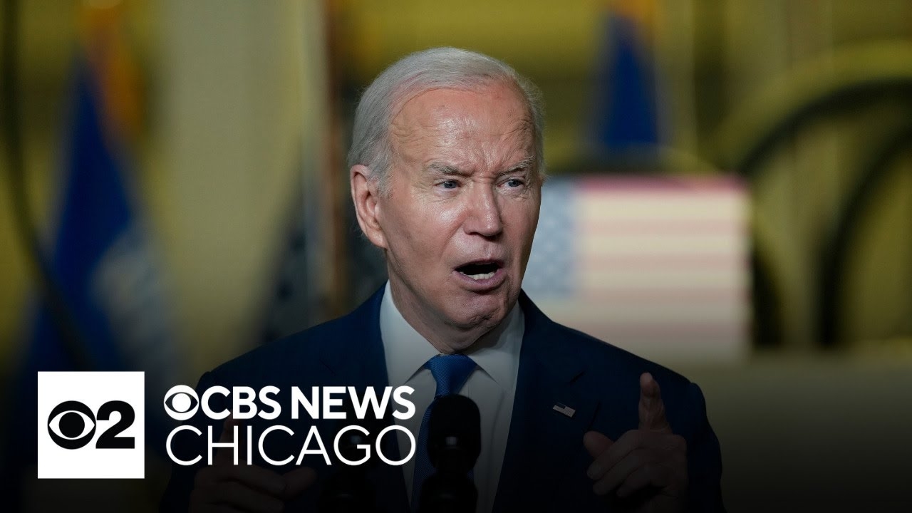 President Biden travels to Chicago for fundraiser, draws dozens of protesters