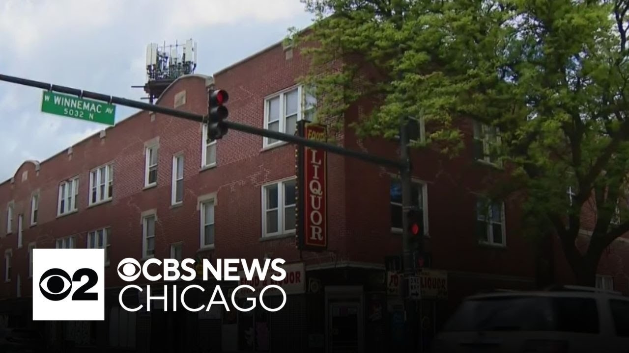 6 liquor stores, other businesses in Chicago robbed in 2 hours