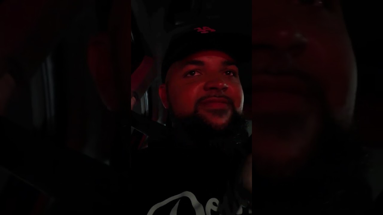 DRAKEEEE DROPS DISS! LIVE REACTION #DRAKE #kendricklamar #familymatters