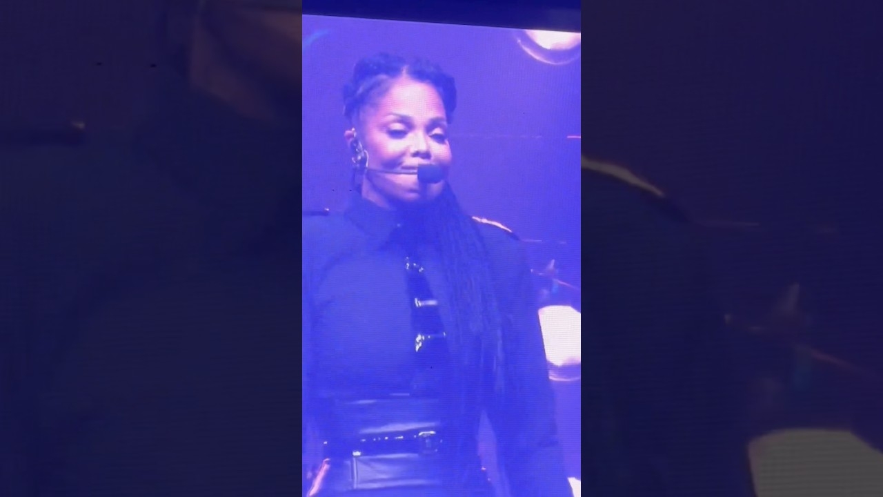 Janet Jackson sheds a tear for Michael and Tito  #janetjackson #jacksonfamily #togetheragain