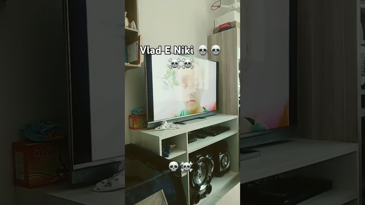 Chris Vlad e Niki assustado #memes #humor #vladandniki #shorts @Black_PlaysRoblox @VladandNiki