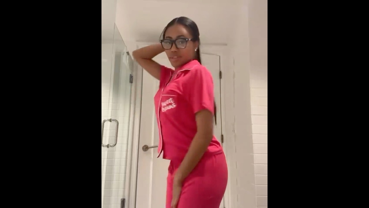 Supa Peach In The Big Girl Section Now!