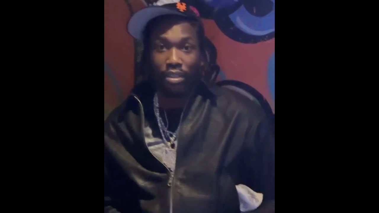 Young Thug Pulls Up On Meek Mill To Wish Him Happy B-Day!
