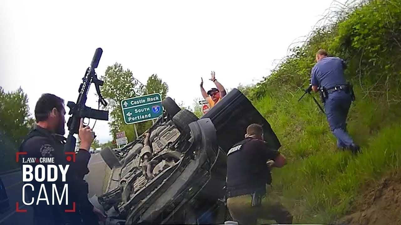 Sex Offender Crashes Stolen Homeland Security Car in Wild Chase: Cops
