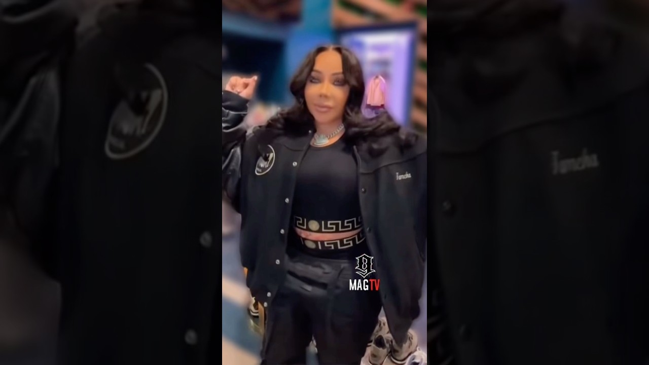 Different Looks  Tiny Harris