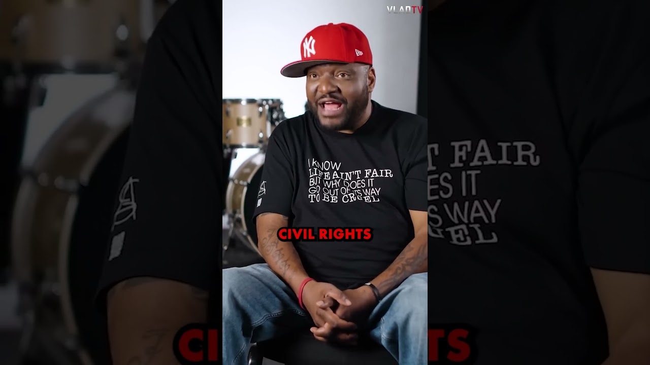 Aries Spears Calls Out Trump!