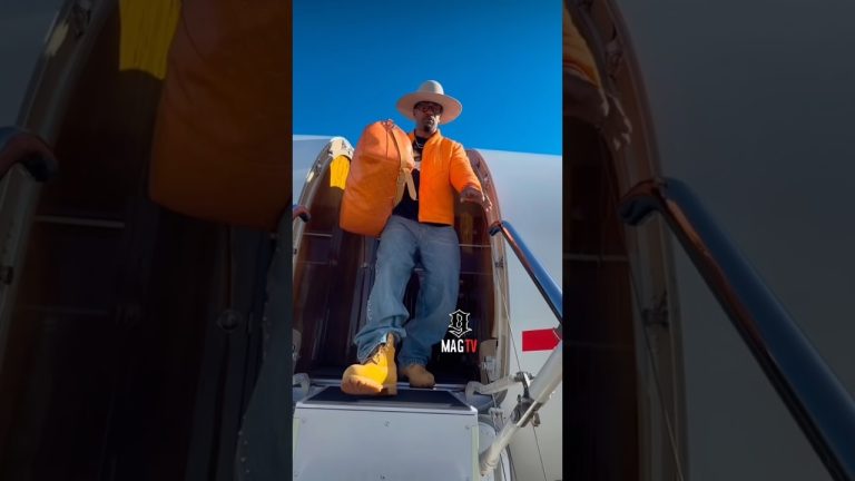Private Jet Arrival  Jamie Foxx
