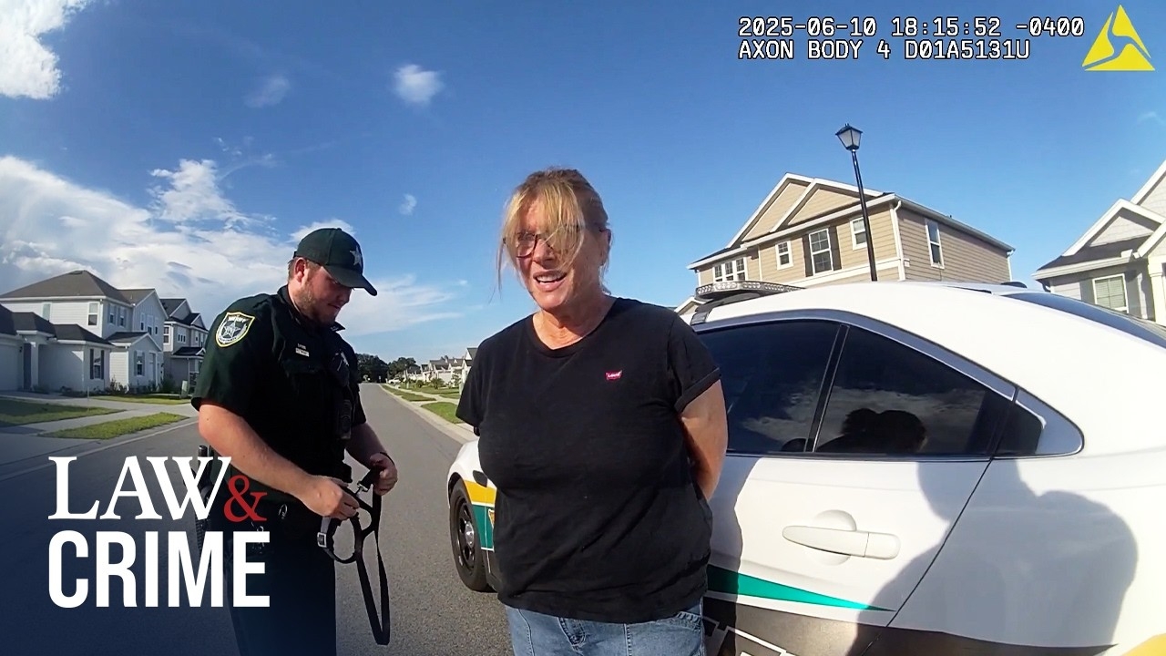 Florida 'Karen' Chased Teen Down on Sidewalk: Bodycam