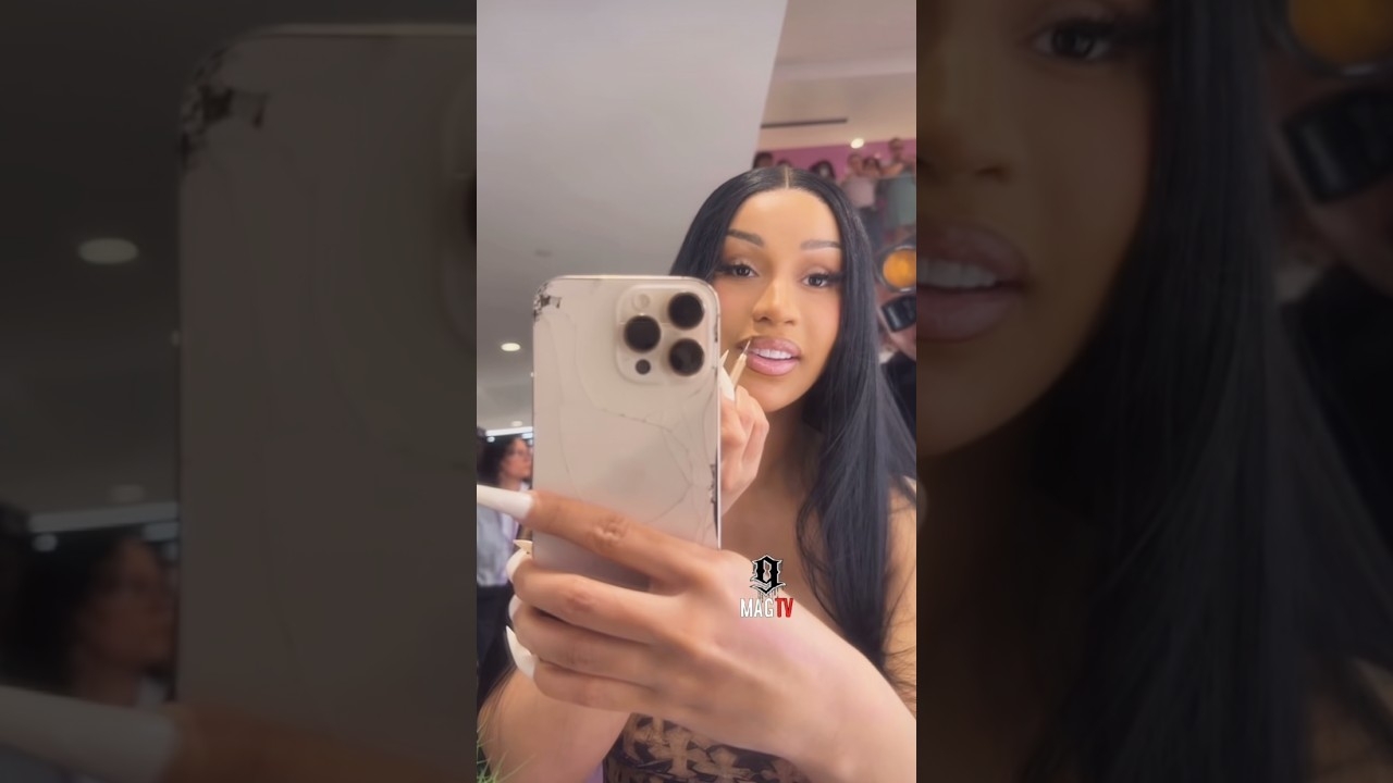 Lipliner  Cardi B
